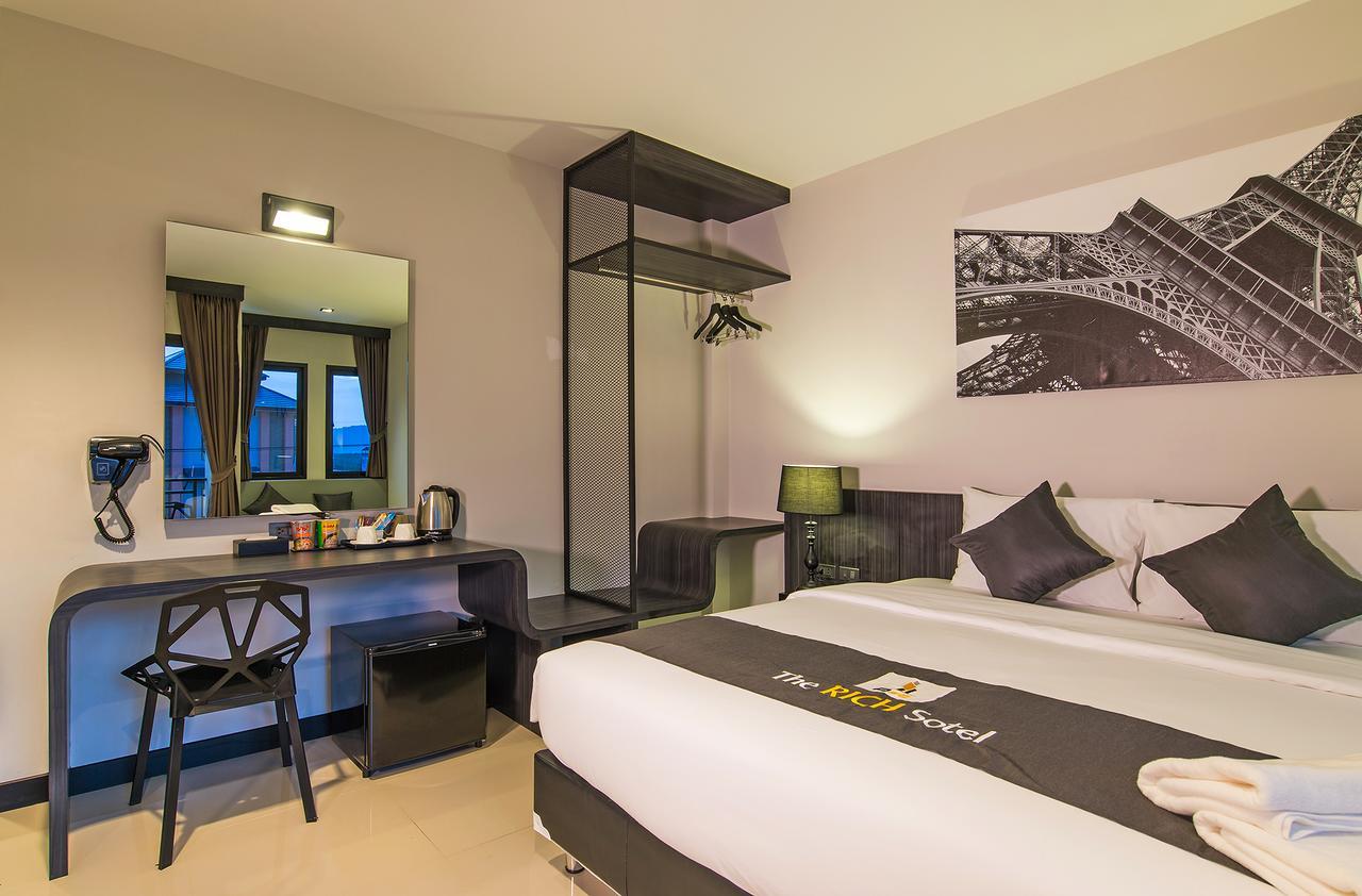 The Rich Sotel Krabi Bagian luar foto